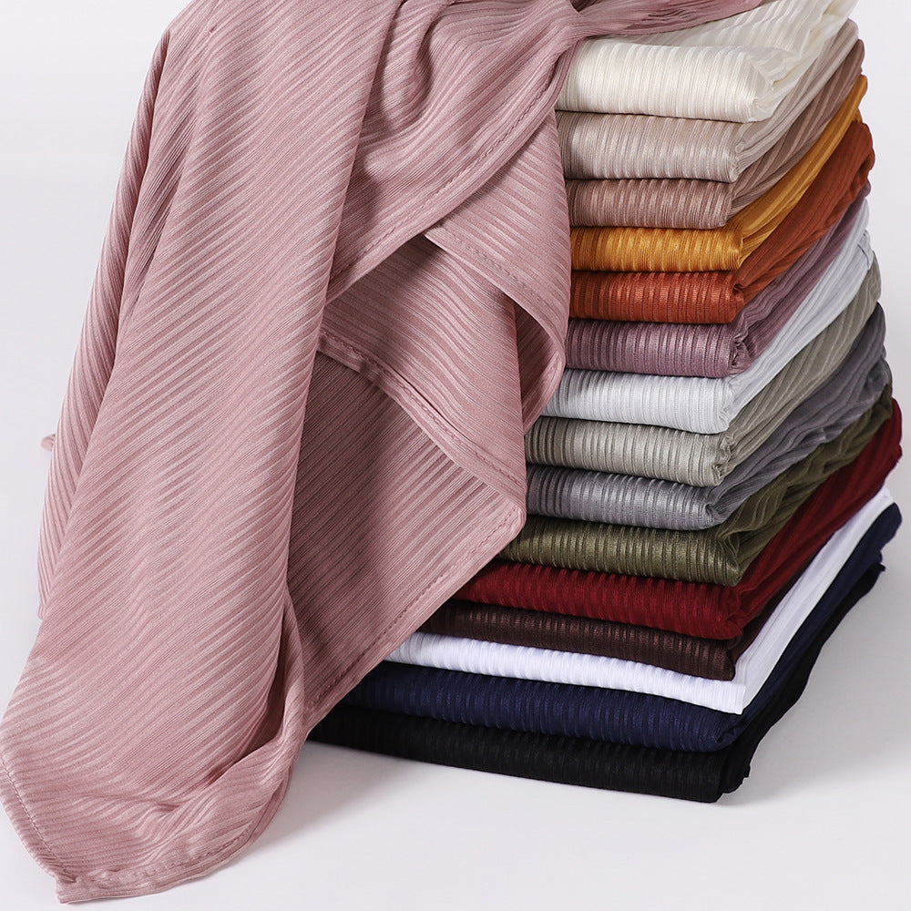 Coming soon Premium Kuwaiti Hijab Schal Kopftuch– Glänzend, Gerippt & Atmungsaktiv